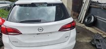 Astra V K Klapa tył y40r Kombi