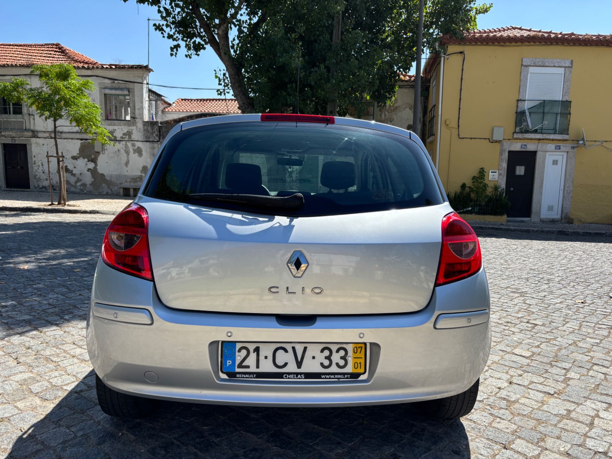 RENAULT CLIO 3 - gasolina - 100cv