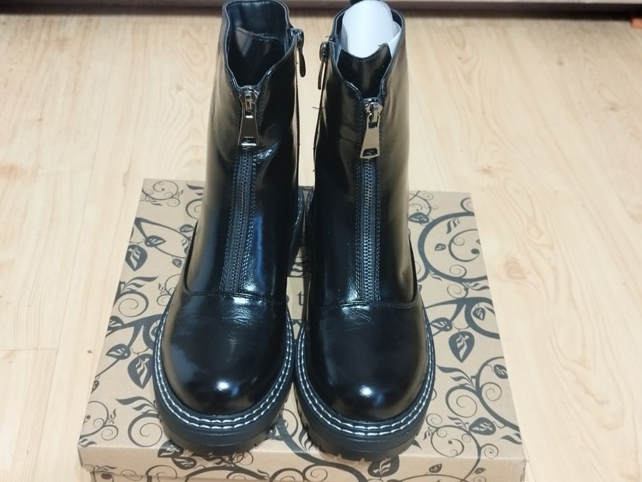 Lakierowanie botki ozdobny zamek 36