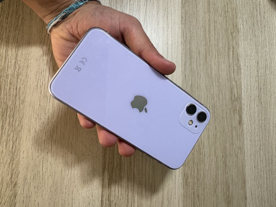Iphone 11 64GB Roxo - Bom Estado