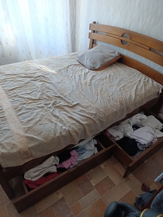 Ліжко двоспальне