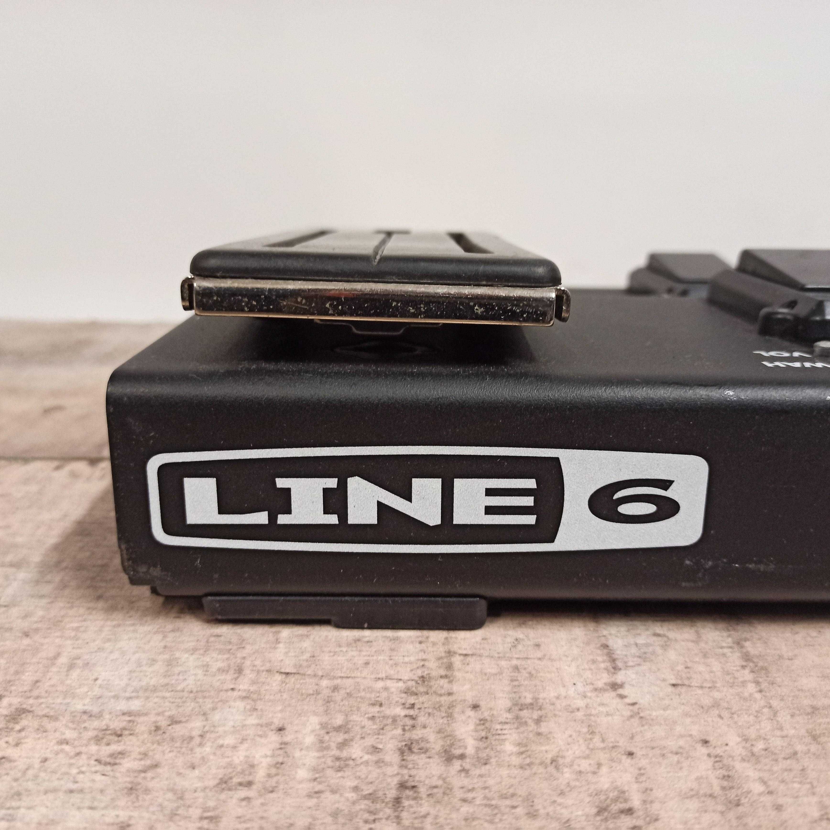 Line6 FBV Express Mk II sterownik nożny footswitch do wzmacniaczy
