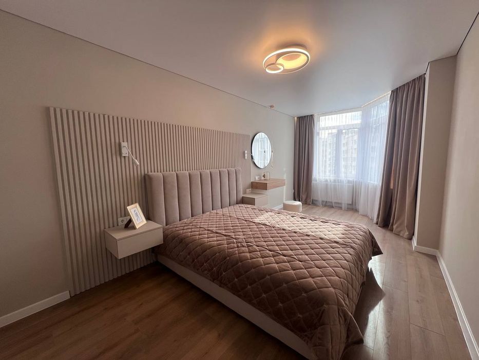 Перша здача 2-х кімнатна квартира на Київській