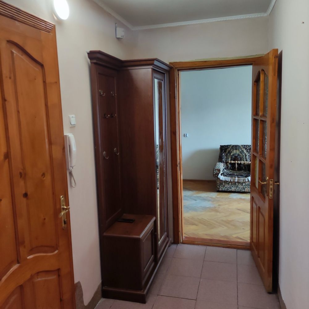 Продаж 2кімн. квартира вул. Дж. Вашингтона, ремонт.Личаківський район.