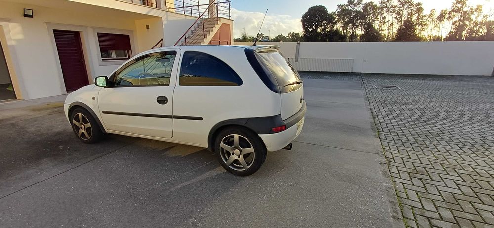 Opel corsa C 1.7 DI comercial