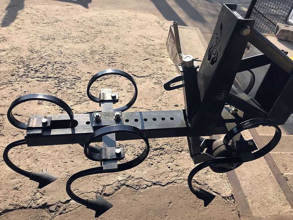 Культиватор міжрядний (просапний) універсальний КПУ-5,6