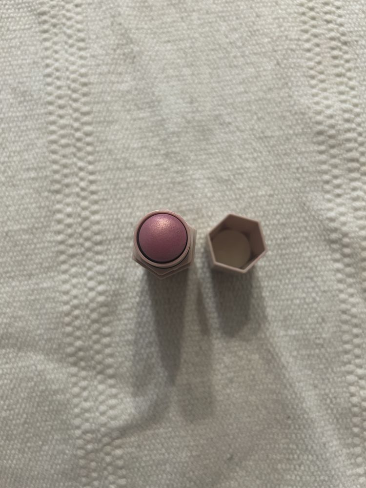 Fenty Beauty Match Stix Shimmer Skinstick rozswietlacz w sztyfcie