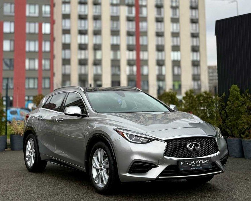 Продаж Infiniti QХ30