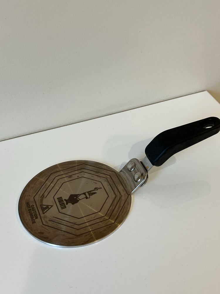 Kawiarka bialetti + adapter do plyt indukcyjnych