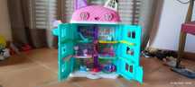 Gabby's dollhouse