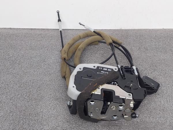 Fechadura / fecho porta frente esquerdo NISSAN Leaf EV (ZE0)