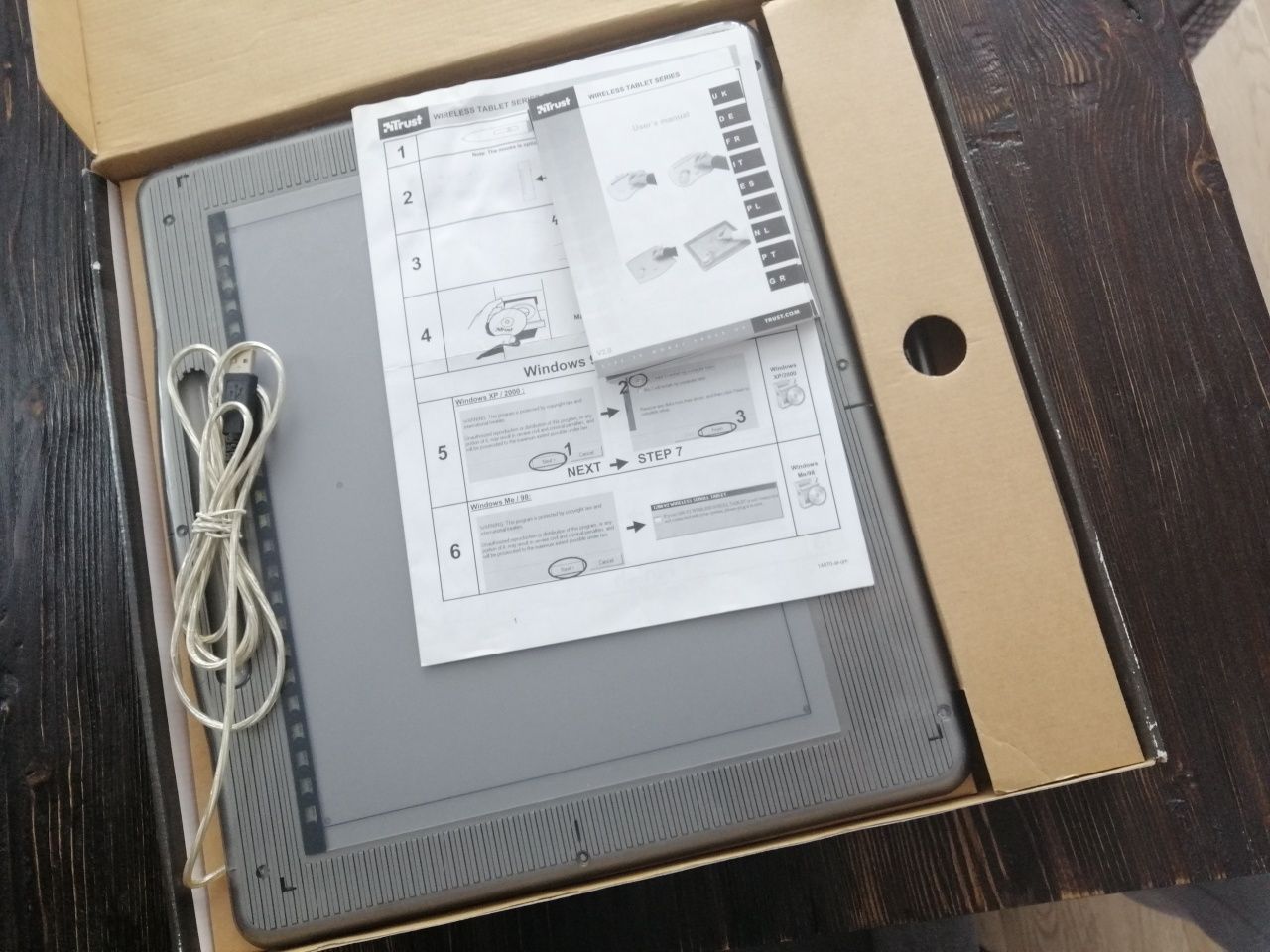 Trust 1200-V Wireless scroll tablet do rysowania szkicowania