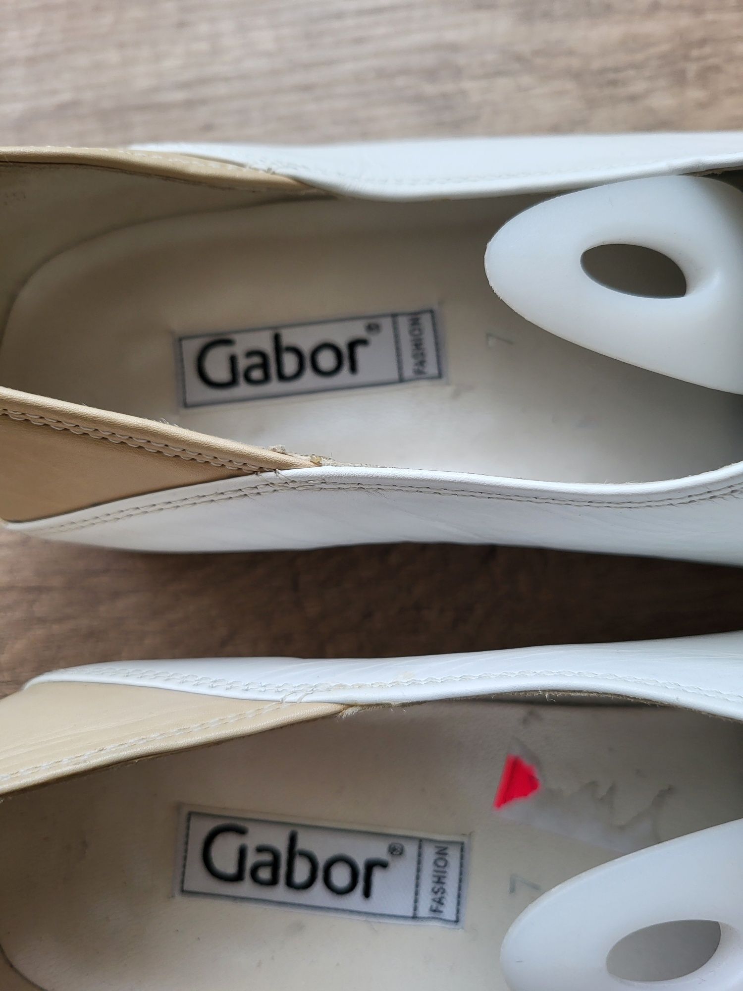 Шкіряні туфлі Gabor