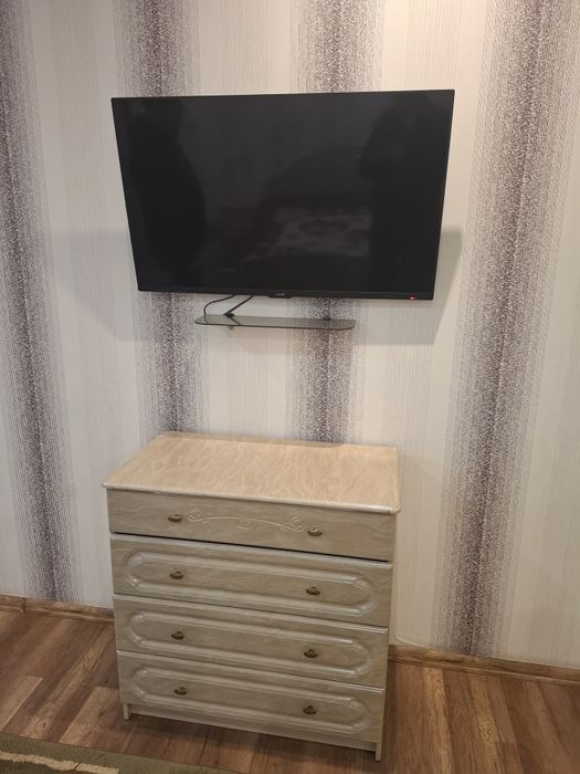 Продам спальню в хорошому стані