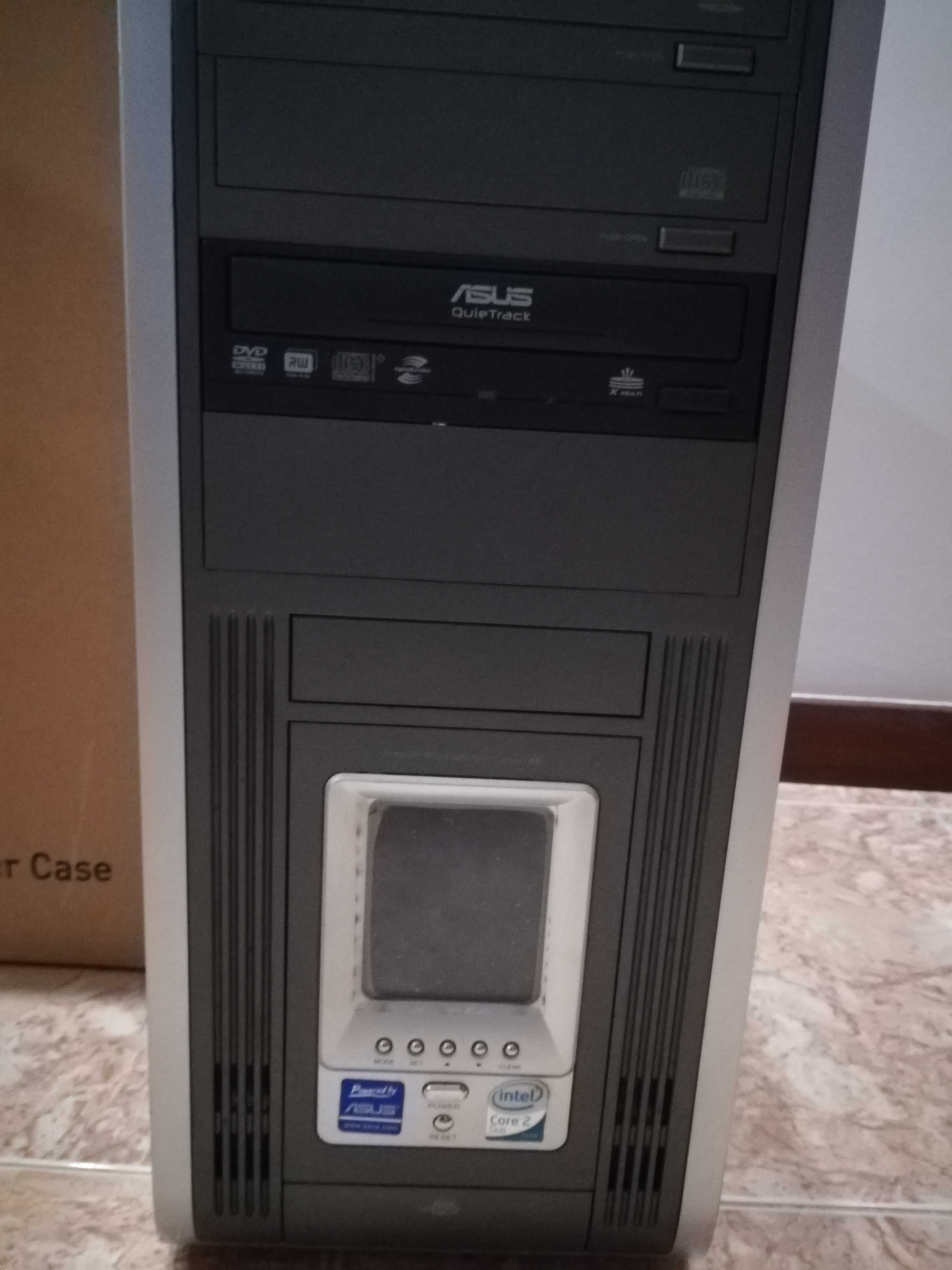 Computador completo de secretária