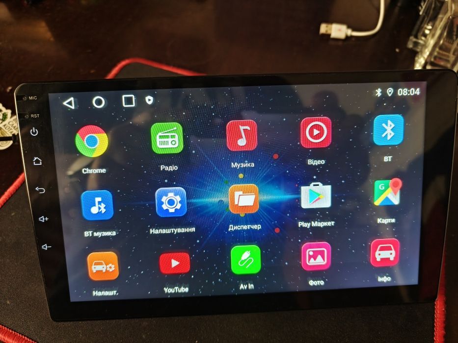 Продам нову автомагнітолу 9", 4/64 ГБ, Carplay, Android 13