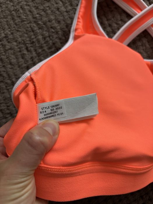 Спортивний топ Under armour