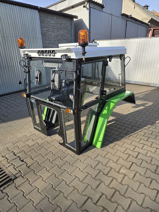 NOWOŚĆ  Kabina ciągnikowa  Kabina C360 C 360 kabina do c360  C-360