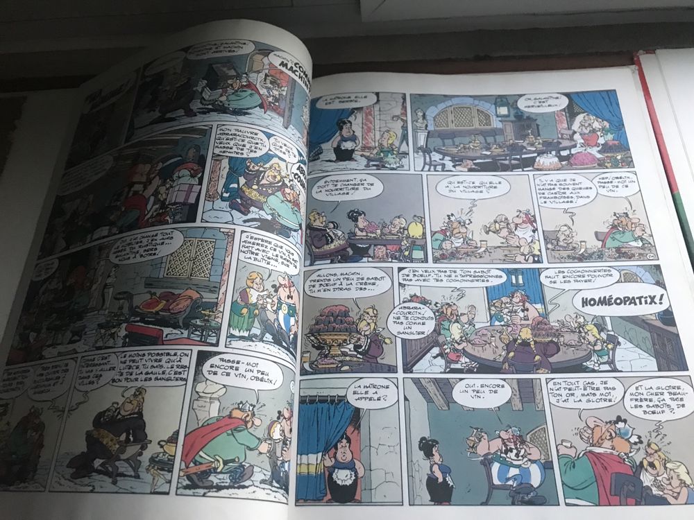 2 livros Asterix 1 edição editora Dargod (em francês)
