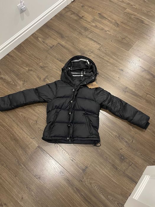 Kurtka Burberry nowa z metką S na około 160cm