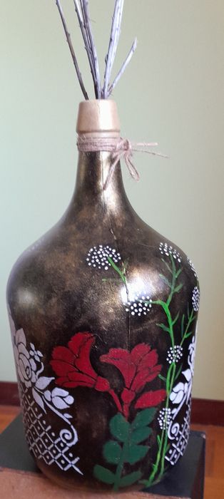 Garrafão pintado à mão