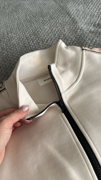 Orginalna bluza  Guess