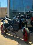 Ducati Monster  937