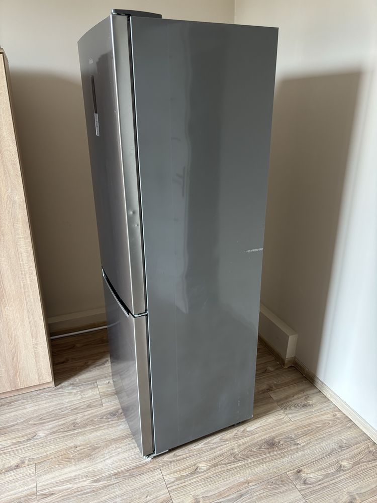 Lodówka chłodziarko-zamrażarka Amica FK3356N.2DFX Inox No Frost 185cm