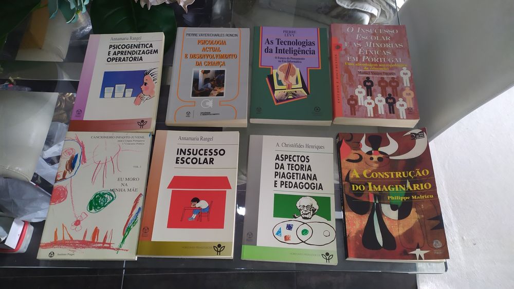 8 livros do instituto Piaget 9,99€ cada