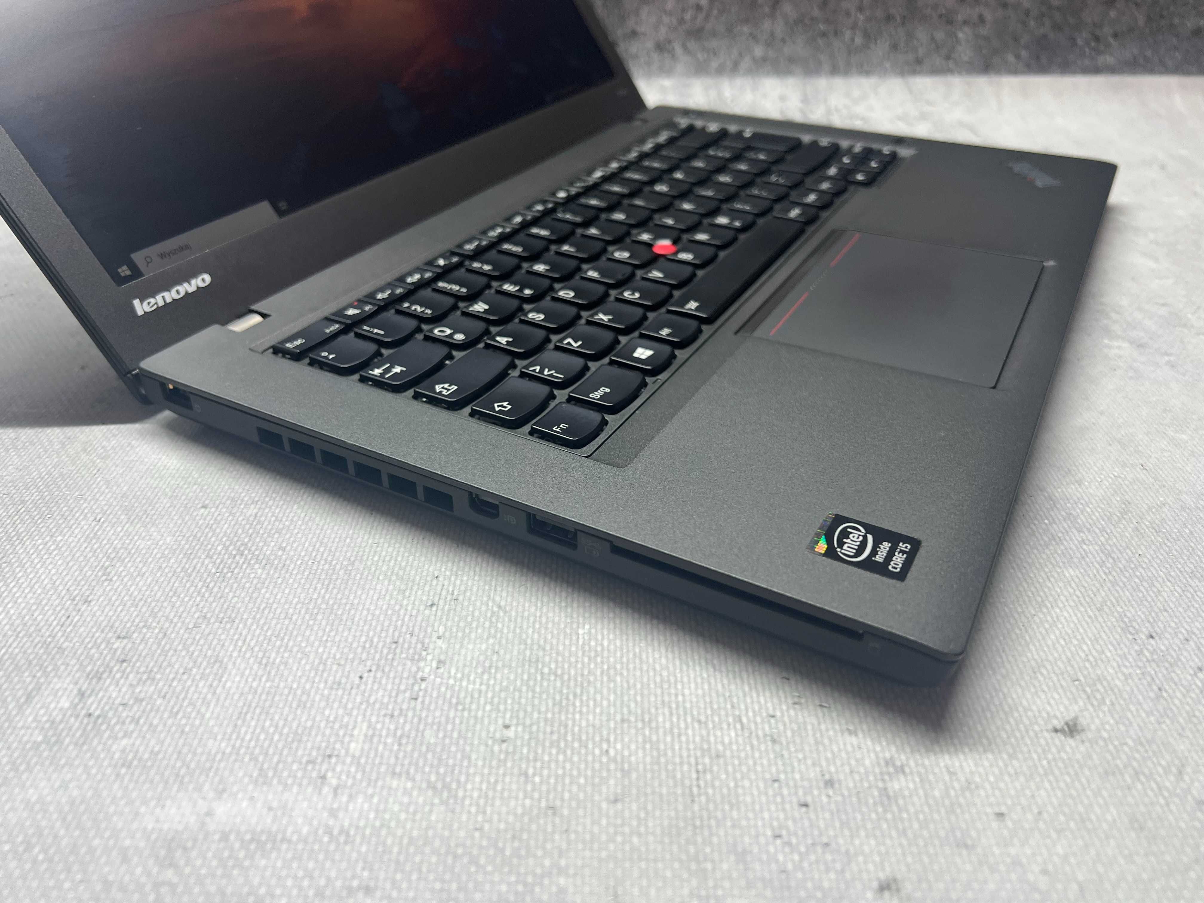 Lenovo Thinkpad T440 / i5 4200 2.6 GHz / 8GB DDR3 / 256SSD / 14,1" HD+