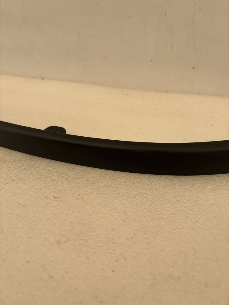 Toyota Verso 09-13 prawy hokej zderzaka przód listwa spoiler prawa