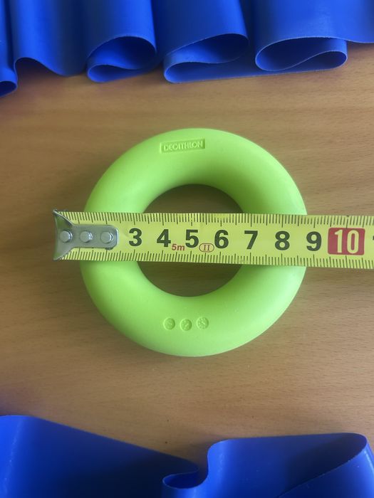 Zaciskacz do dłoni i guma