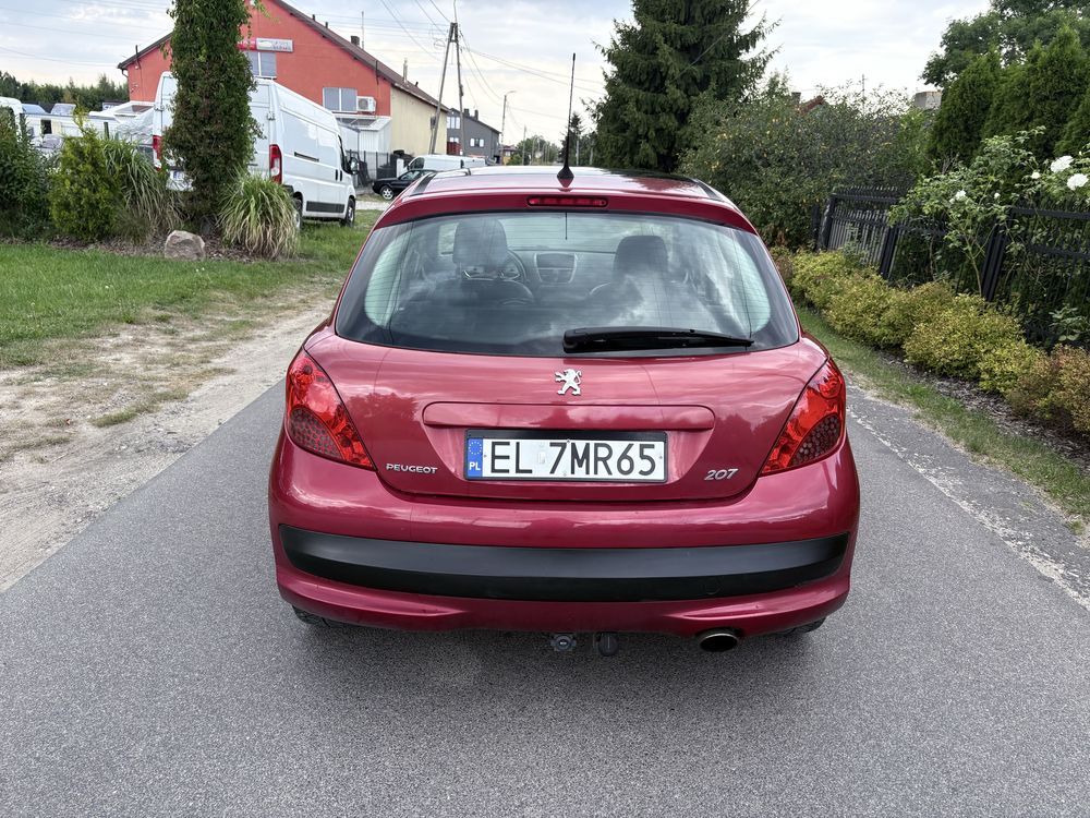 Peugeot 207_1.6 Turbo_150KM_Panorama_Bogate wyposazenie