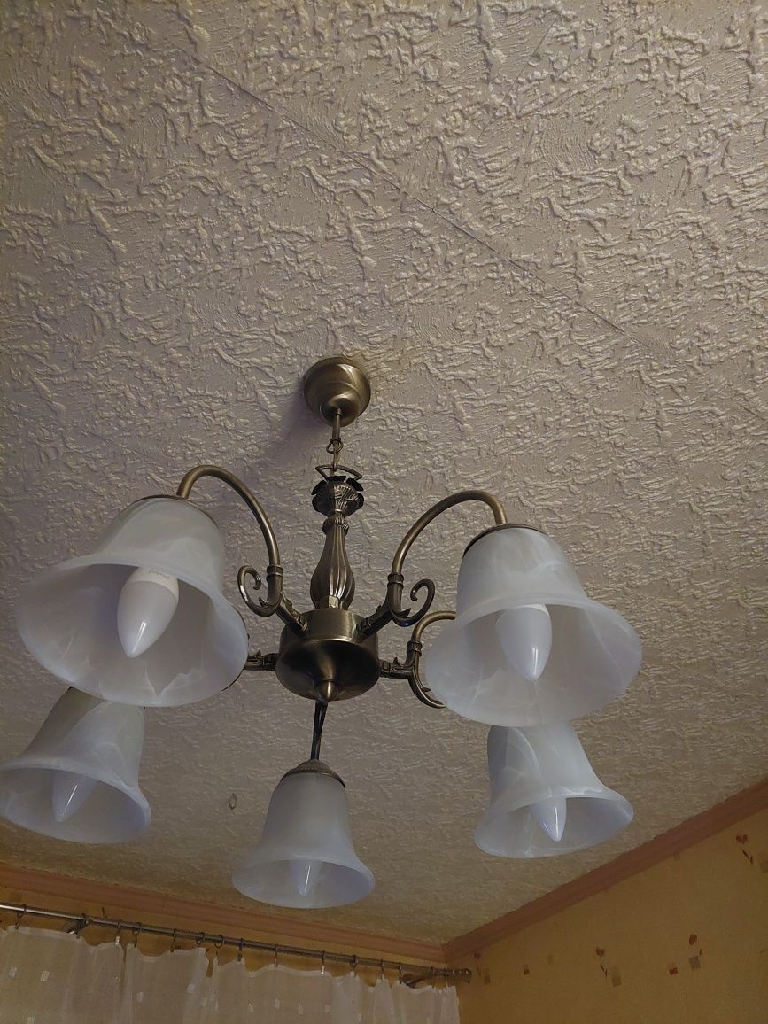 Żyrandol lampa pięcioramienny na żarówki led E14