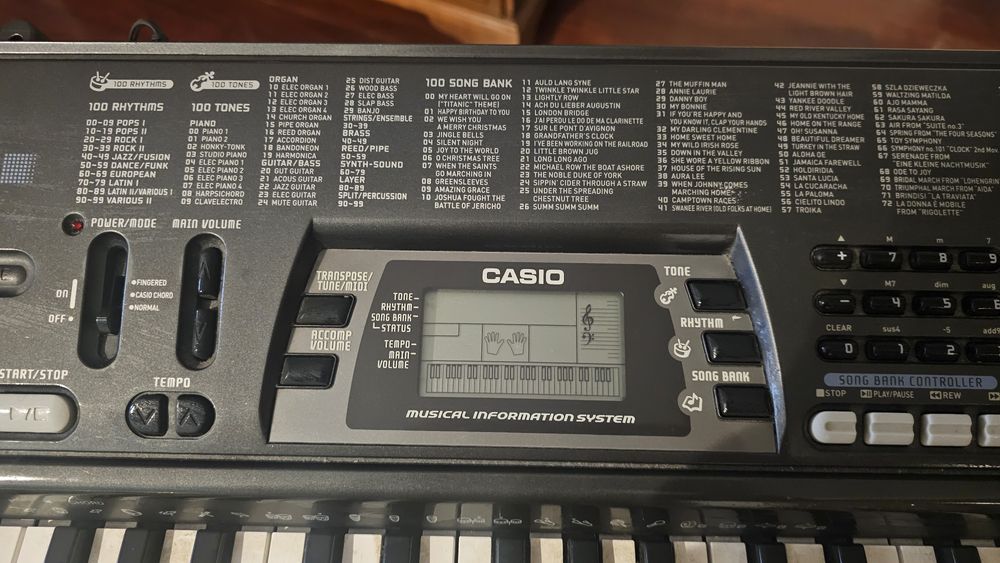 Piano Casio CTK700