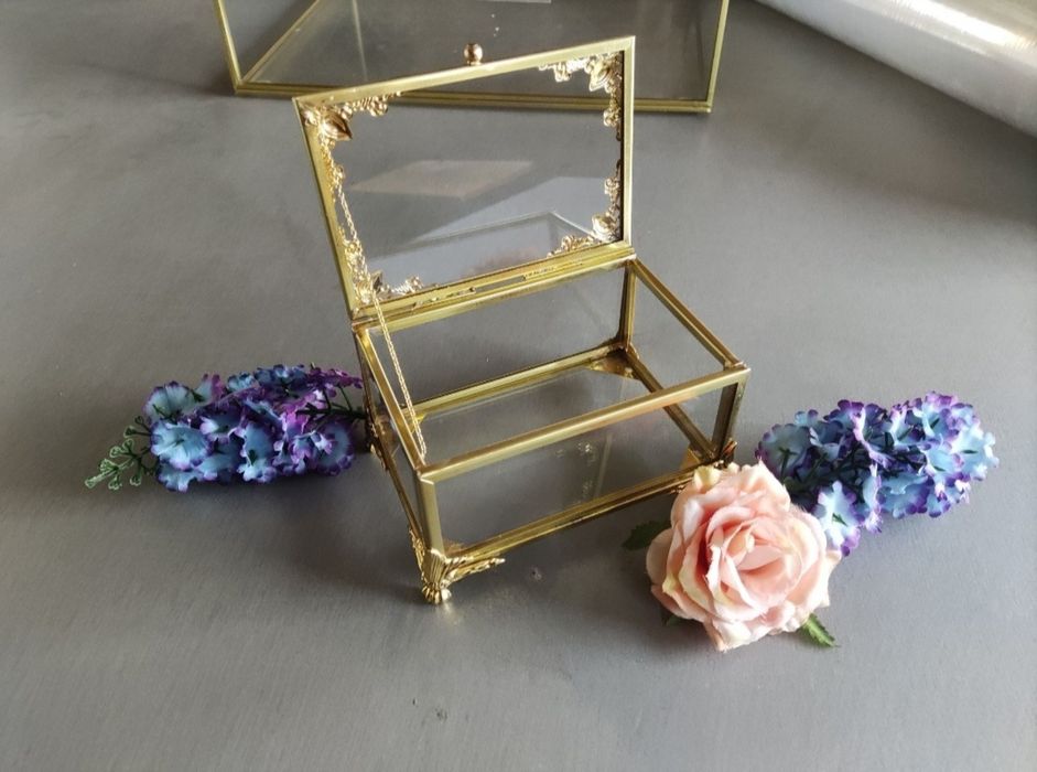 Pudełko szklane szkatułka na biżuterię obrączki