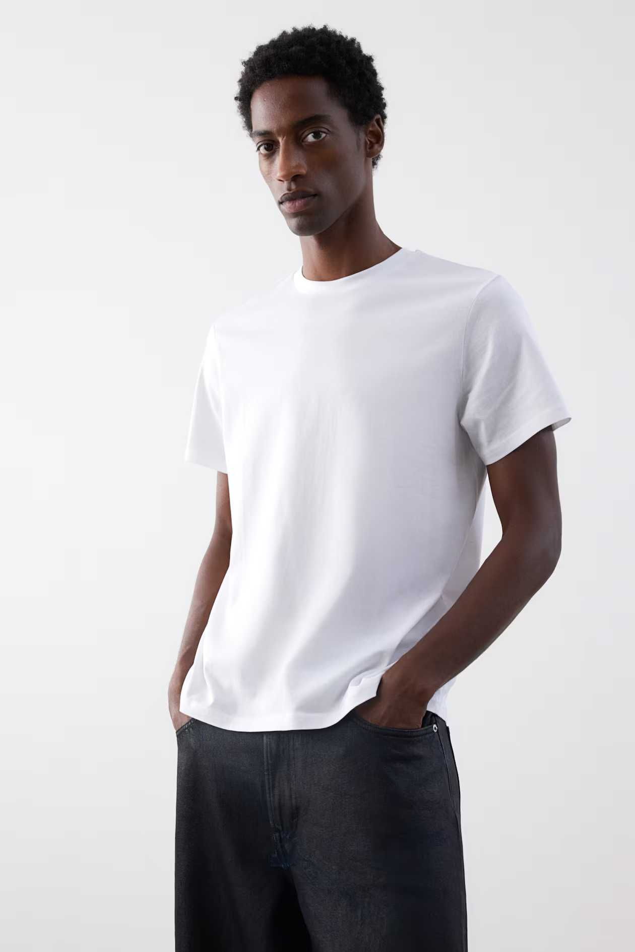 Чоловічі футболки в різних кольорах regular fit H&M, Р - S, M, L, XL