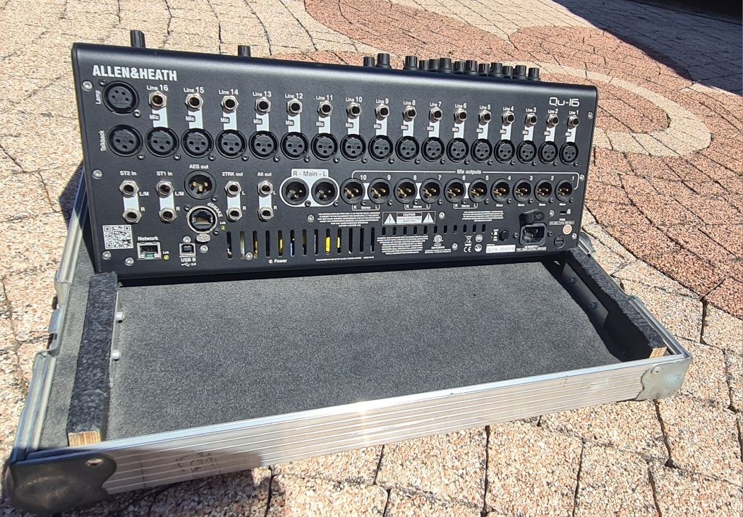 Cyfrowy mikser Allen Heath QU16 zespół muzyczny dj