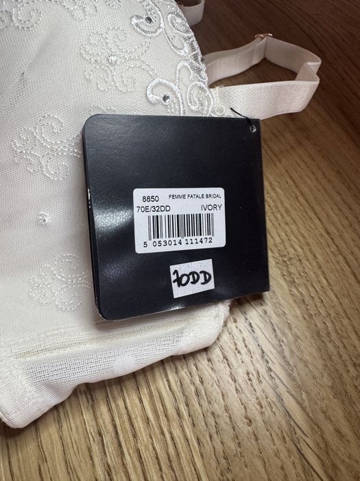 Biustonosz nowy 70DD bardotka strapless brytyjskiej firmy Gossard