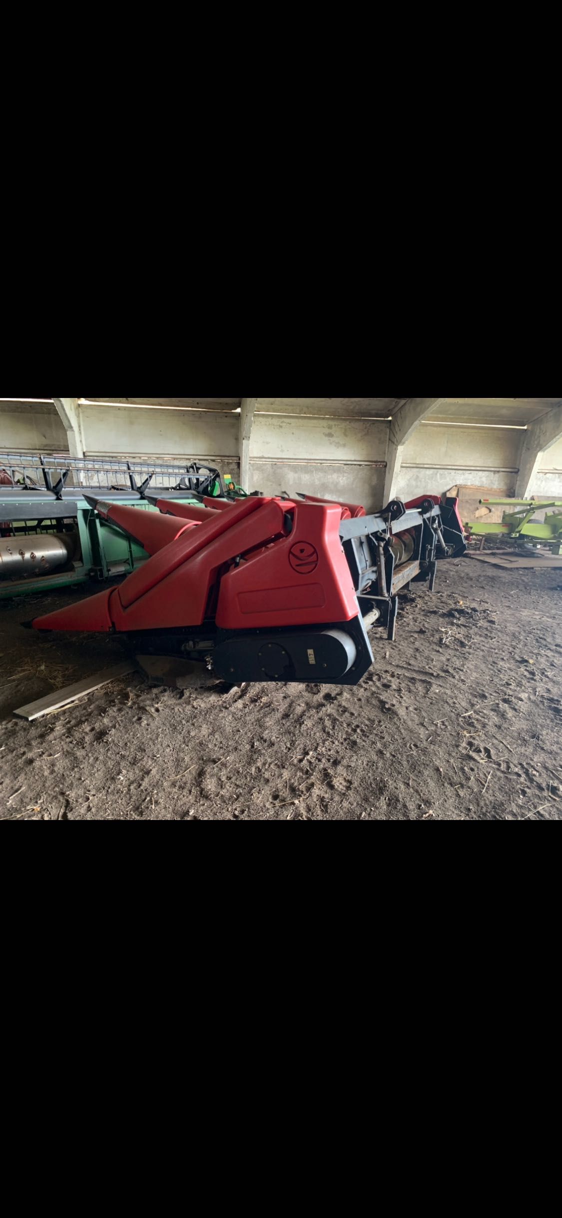 продам кукурузну жатку 8/70