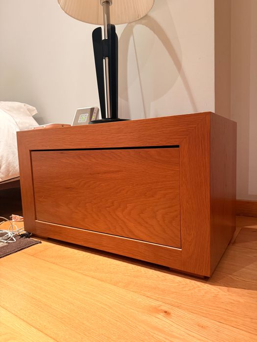 Mesa(s) de cabeceira madeira (loja Caneiro)