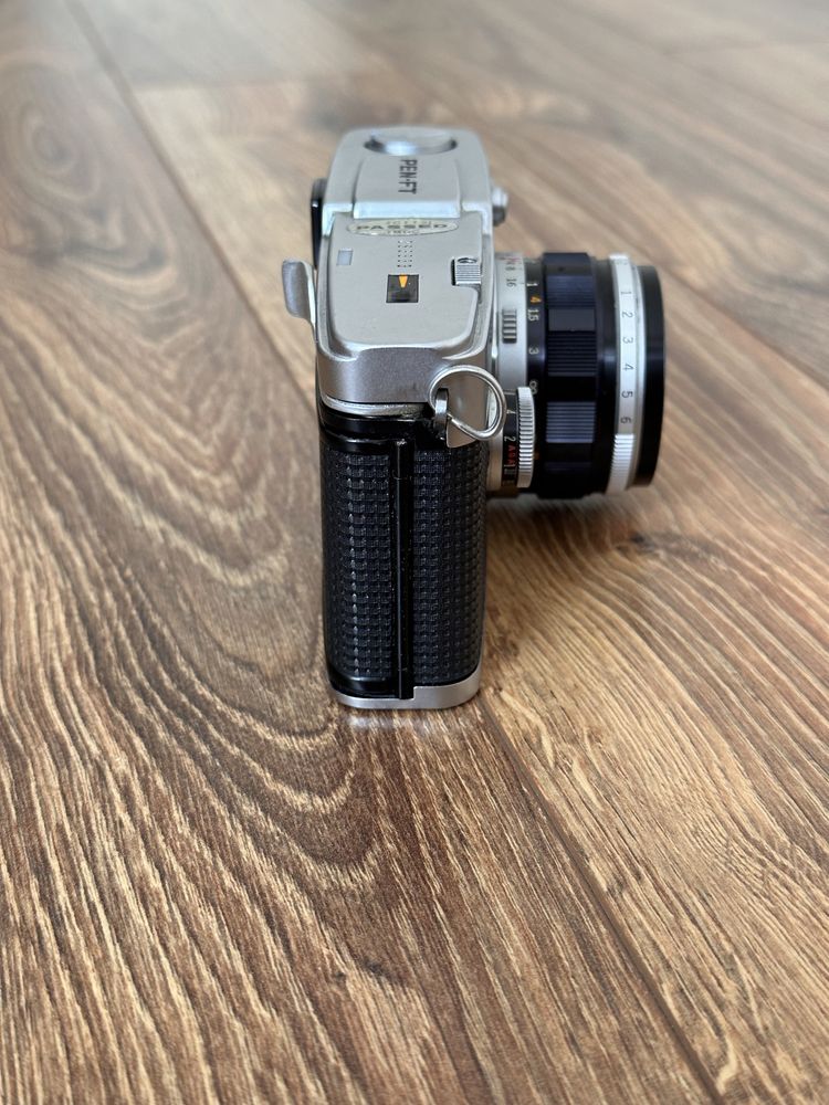 Olympus Pen FT, Zuiko 38mm f1.8 напівформатна плівкова камера