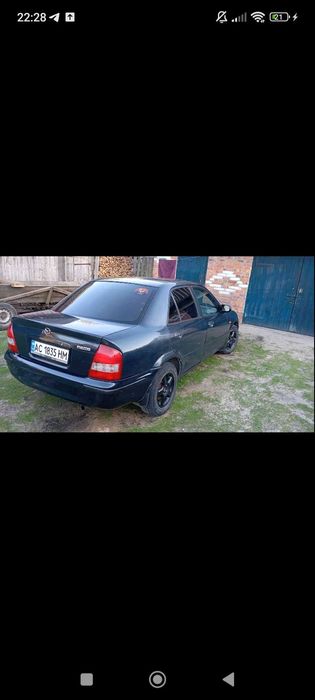Продам Мазда 323