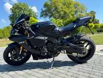 Yamaha R1 jedyna swoim rodzaju !!!