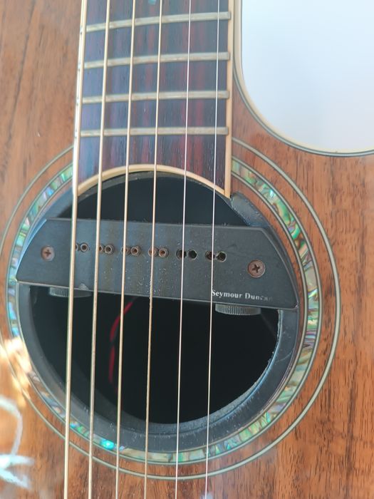 Ovation Celebrity CS-24 Koa "melhorada"