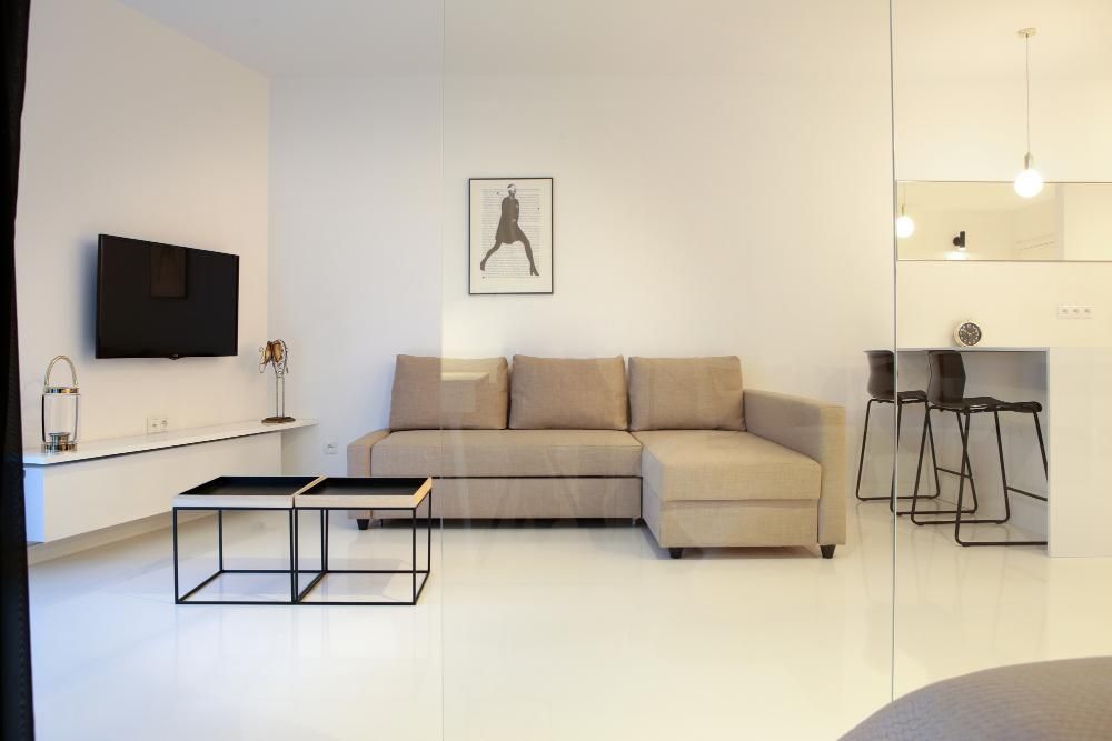 Apartamenty  profesjonalne   sesje fotograficzne modele modelki Poznan