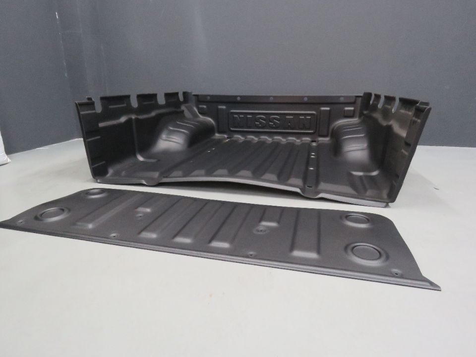 Fundo de caixa Nissan Navara D40 Cabine Dupla Sem Aba com Channel