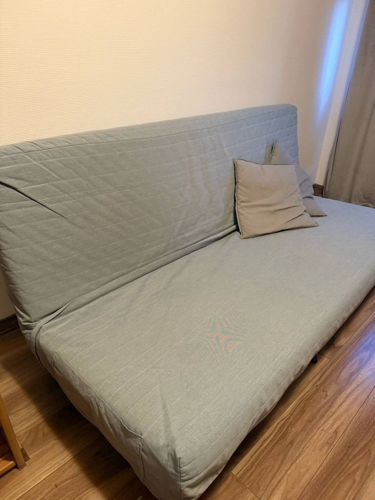Nyhamn sofa IKEA ze skrzynią