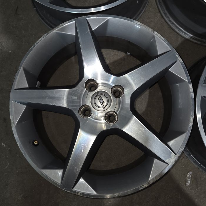 Диски оригінал opel R17 4×100 6,5j et41