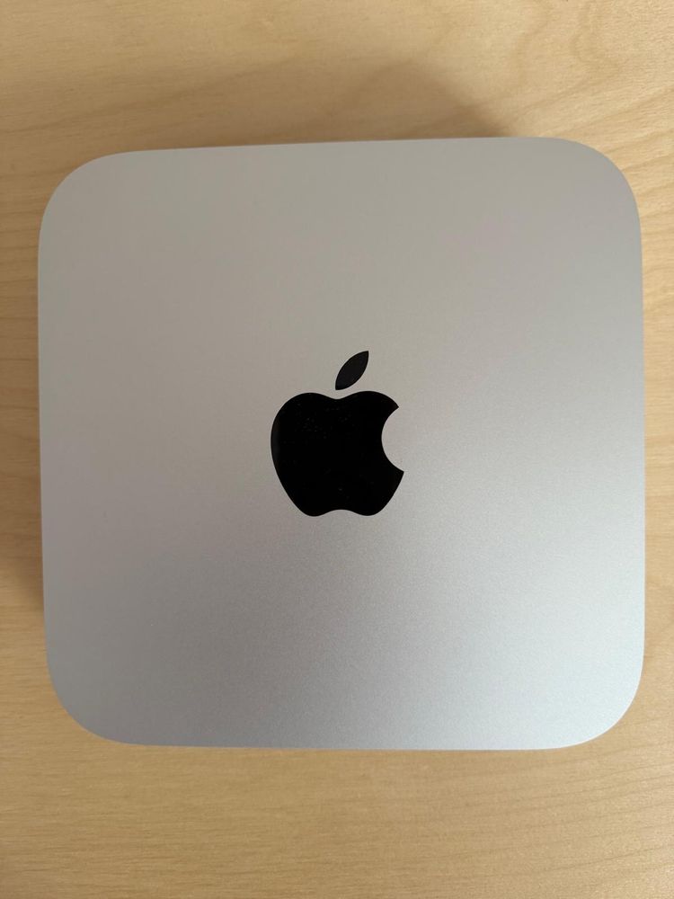 Mac mini M1 8 Ram 256 gb
